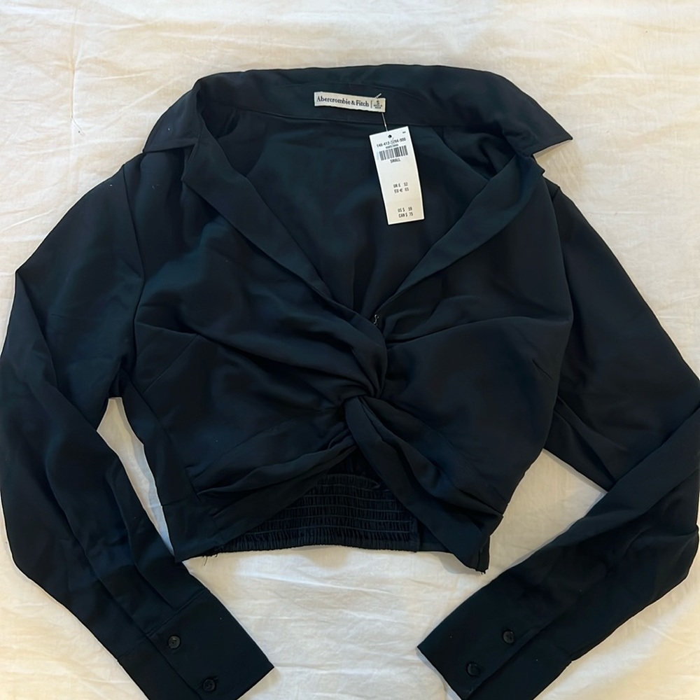 Abercrombie and fitch crop top
